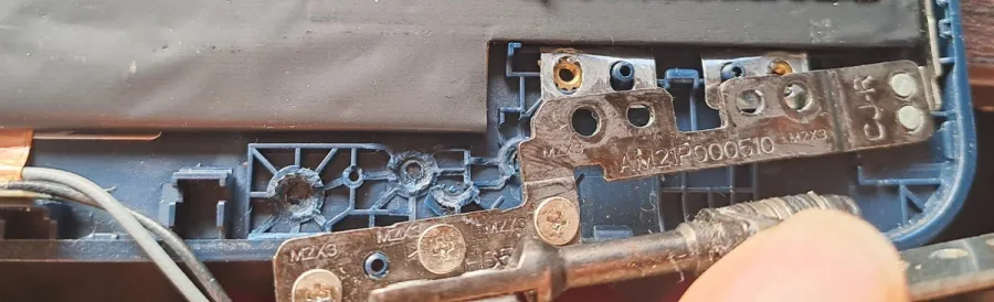 Reparación de bisagras